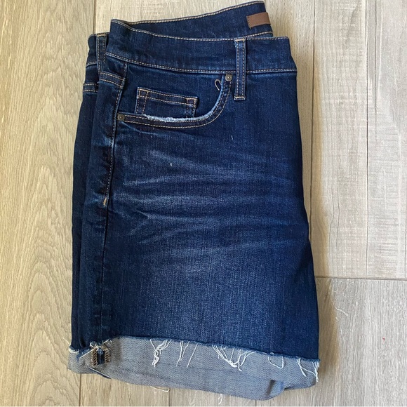 Joe’s jean shorts - Picture 5 of 7